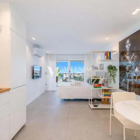 Milenial Immo B347 - Luxury Seafront Canal Views *