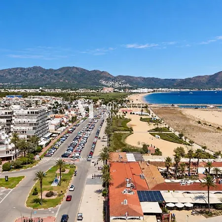 Appartement Milenial Immo B347 - Luxury Seafront Canal Views Empuriabrava