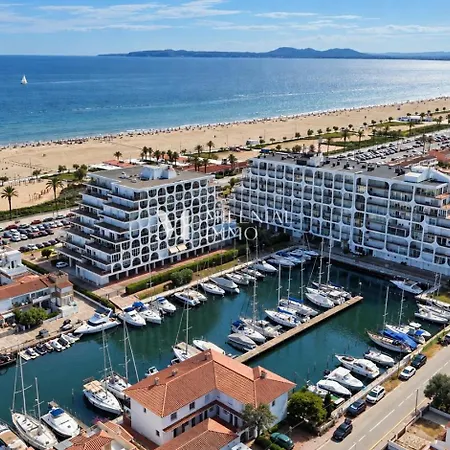 Milenial Immo B347 - Luxury Seafront Canal Views Appartement